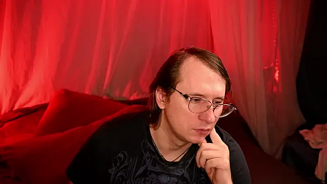 Snapshot of Claudia_and_elon_ chatting on 10-23-25, 04:56 Claudia and elon  online show from 10-23-25, 04:56