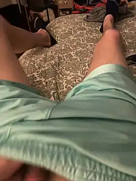 Snapshot of JoJob10 chatting on 03-11-26, 09:10 JoJob10 online show from 03-11-26, 09:10