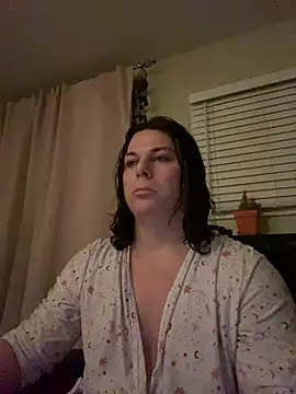 Snapshot of KevieWantsABoobJob chatting on 01-22-25, 02:59 KevieWantsABoobJob online show from 01-22-25, 02:59