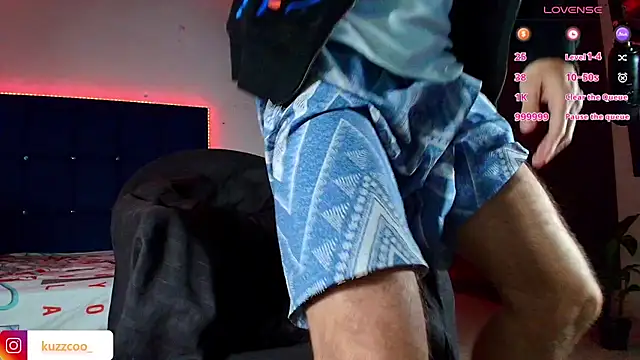 kuzzcoo online show from 10-14-25, 03:40
