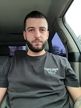 ElChapoGuzman95 online show from 02-02-25, 06:15