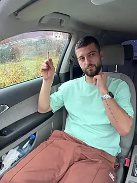 Snapshot of ElChapoGuzman95 chatting on 11-23-25, 07:30 ElChapoGuzman95 online show from 11-23-25, 07:30