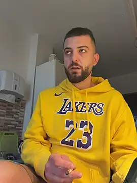 Snapshot of ElChapoGuzman95 chatting on 12-01-25, 06:18 ElChapoGuzman95 online show from 12-01-25, 06:18