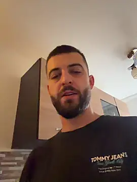 Snapshot of ElChapoGuzman95 chatting on 12-04-25, 06:34 ElChapoGuzman95 online show from 12-04-25, 06:34