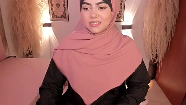 shayla 18 online show from 12-17-24, 06:42