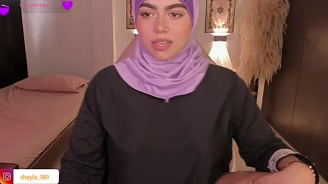 shayla 18 online show from 11-12-25, 06:41