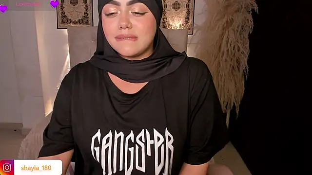 shayla 18 online show from 07-06-26, 09:50