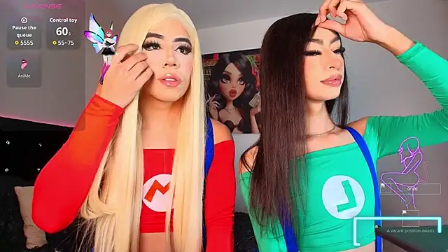 NahiaFox online show from 10-31-25, 12:28