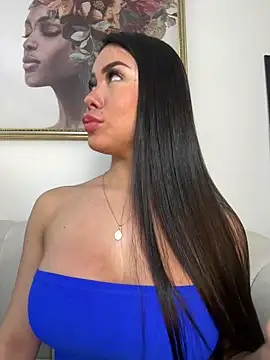 Snapshot of Miss_blue69 chatting on 11-02-25, 01:57 Miss blue69 online show from 11-02-25, 01:57