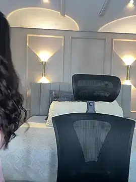 Snapshot of Miss_blue69 chatting on 11-14-25, 01:37 Miss blue69 online show from 11-14-25, 01:37