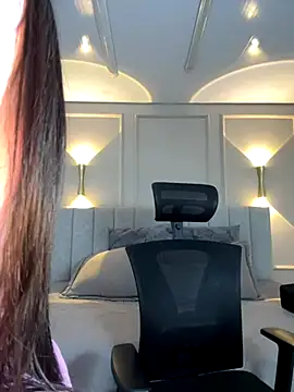 Snapshot of Miss_blue69 chatting on 11-16-25, 01:33 Miss blue69 online show from 11-16-25, 01:33