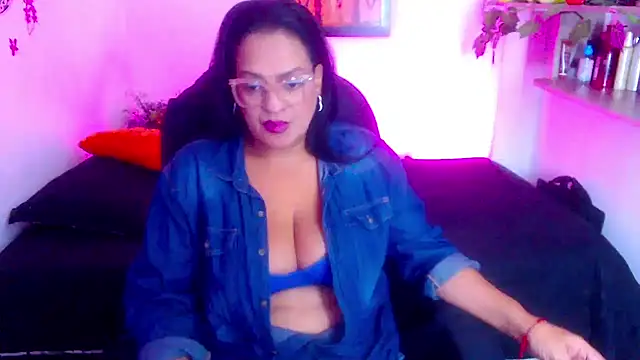 Snapshot of menfismuller2 chatting on 09-23-25, 03:59 menfismuller2 online show from 09-23-25, 03:59