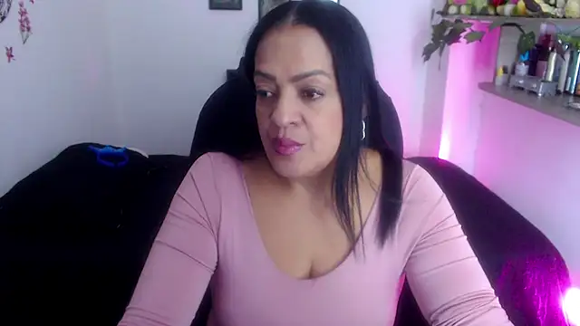 Snapshot of menfismuller2 chatting on 10-17-25, 07:38 menfismuller2 online show from 10-17-25, 07:38