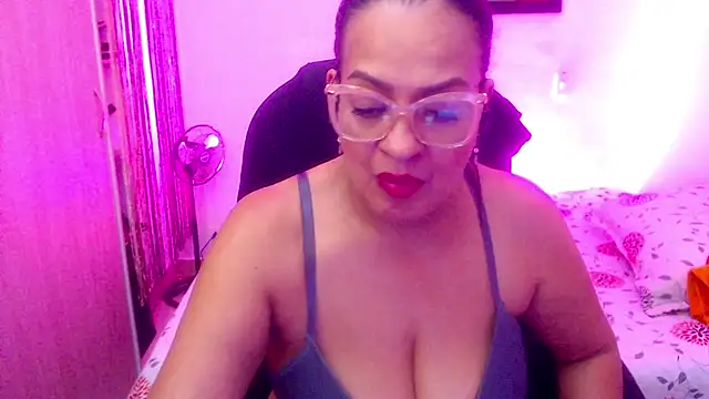 Snapshot of menfismuller2 chatting on 05-16-26, 02:30 menfismuller2 online show from 05-16-26, 02:30