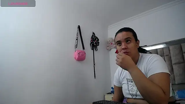 tiffany  pink online show from 12-02-25, 09:10