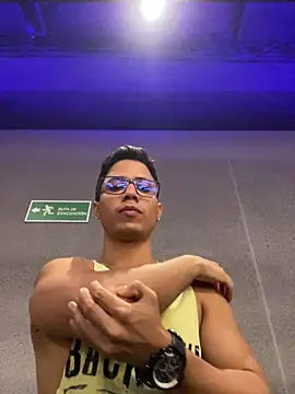 xTommy Steigerx online show from 09-25-25, 02:26