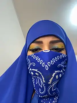 Snapshot of _alabina_ chatting on 11-21-25, 05:00 alabina online show from 11-21-25, 05:00