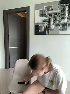 Snapshot of Nura_n_Sarah chatting on 12-08-24, 07:58 Nura n Sarah online show from 12-08-24, 07:58