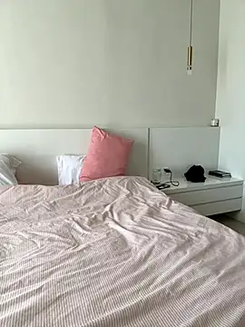 Snapshot of Nura_n_Sarah chatting on 09-24-25, 03:10 Nura n Sarah online show from 09-24-25, 03:10