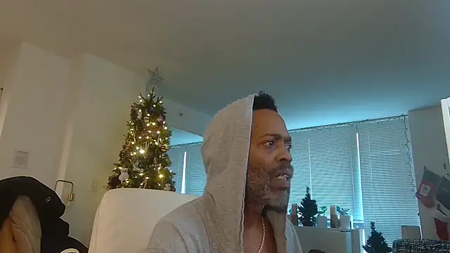 Snapshot of theblacklordmaster chatting on 12-04-24, 04:27 theblacklordmaster online show from 12-04-24, 04:27