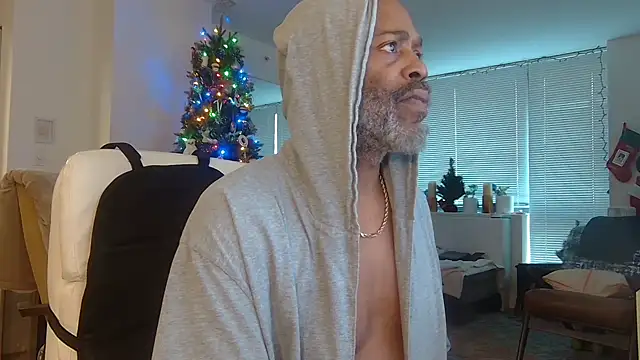 Snapshot of theblacklordmaster chatting on 12-09-24, 03:54 theblacklordmaster online show from 12-09-24, 03:54