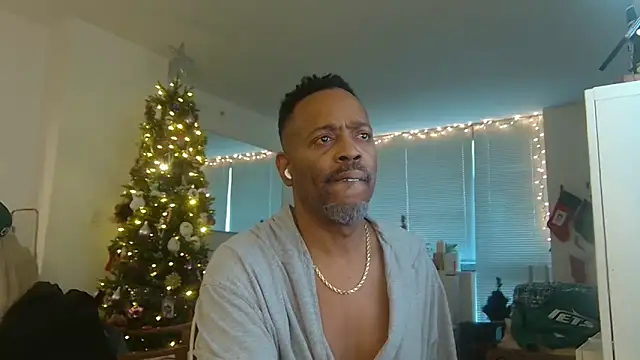 Snapshot of theblacklordmaster chatting on 12-18-24, 04:28 theblacklordmaster online show from 12-18-24, 04:28