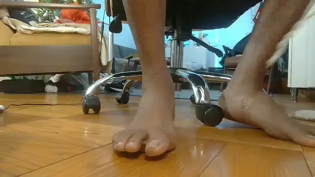 Snapshot of theblacklordmaster chatting on 12-19-24, 04:13 theblacklordmaster online show from 12-19-24, 04:13