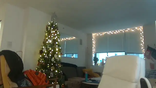 Snapshot of theblacklordmaster chatting on 12-20-24, 02:27 theblacklordmaster online show from 12-20-24, 02:27