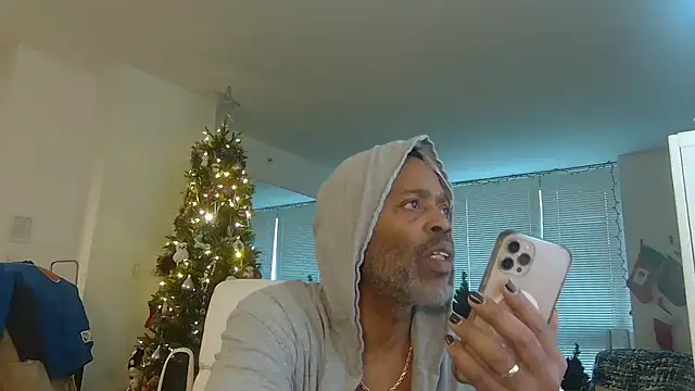 Snapshot of theblacklordmaster chatting on 01-02-25, 06:12 theblacklordmaster online show from 01-02-25, 06:12