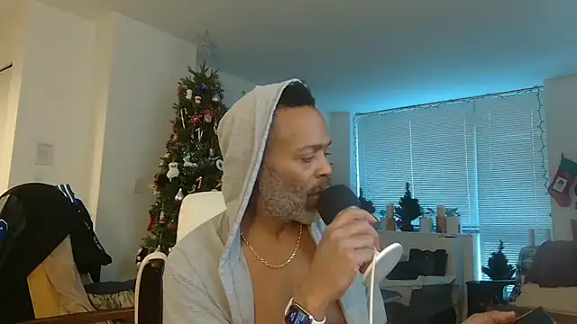 Snapshot of theblacklordmaster chatting on 01-07-25, 03:44 theblacklordmaster online show from 01-07-25, 03:44