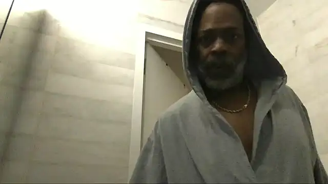 Snapshot of theblacklordmaster chatting on 01-16-25, 01:25 theblacklordmaster online show from 01-16-25, 01:25