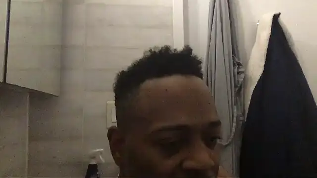 Snapshot of theblacklordmaster chatting on 01-21-25, 01:00 theblacklordmaster online show from 01-21-25, 01:00