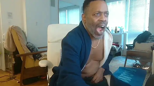 Snapshot of theblacklordmaster chatting on 01-28-25, 06:49 theblacklordmaster online show from 01-28-25, 06:49