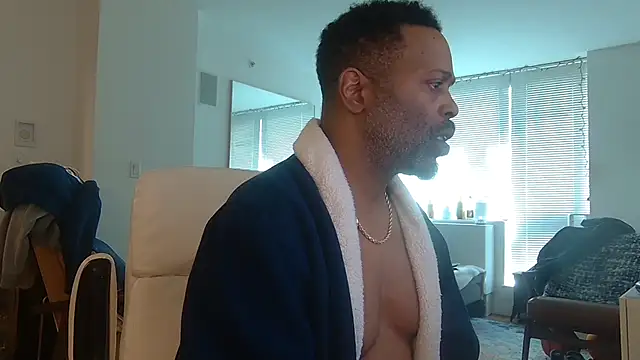 Snapshot of theblacklordmaster chatting on 03-19-25, 04:13 theblacklordmaster online show from 03-19-25, 04:13