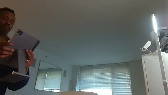 Snapshot of theblacklordmaster chatting on 03-21-25, 01:23 theblacklordmaster online show from 03-21-25, 01:23