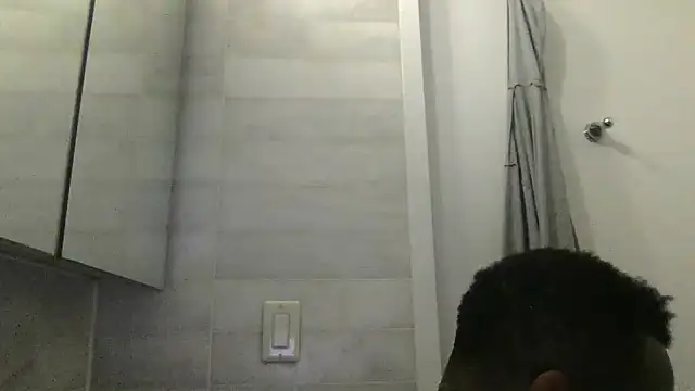 Snapshot of theblacklordmaster chatting on 09-11-25, 11:32 theblacklordmaster online show from 09-11-25, 11:32