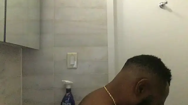 Snapshot of theblacklordmaster chatting on 09-12-25, 11:43 theblacklordmaster online show from 09-12-25, 11:43