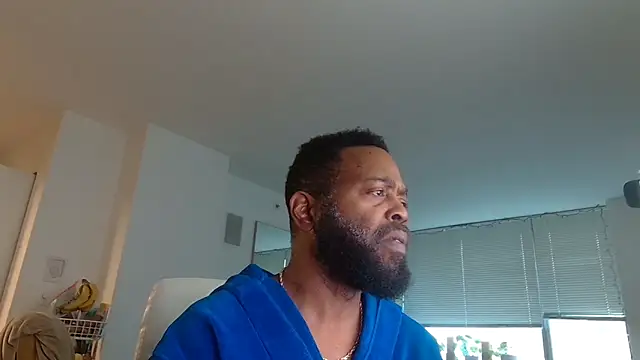 Snapshot of theblacklordmaster chatting on 10-17-25, 01:03 theblacklordmaster online show from 10-17-25, 01:03