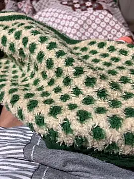 Snapshot of maroodick chatting on 03-21-26, 02:38 maroodick online show from 03-21-26, 02:38