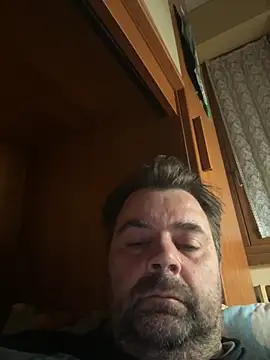 Snapshot of h4cAlex chatting on 10-01-25, 07:09 h4cAlex online show from 10-01-25, 07:09