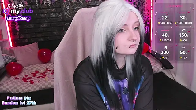 Snapshot of EmmyBunny chatting on 02-08-25, 03:42 EmmyBunny online show from 02-08-25, 03:42