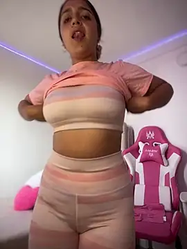 Alicia Ruiz online show from 03-25-26, 06:14