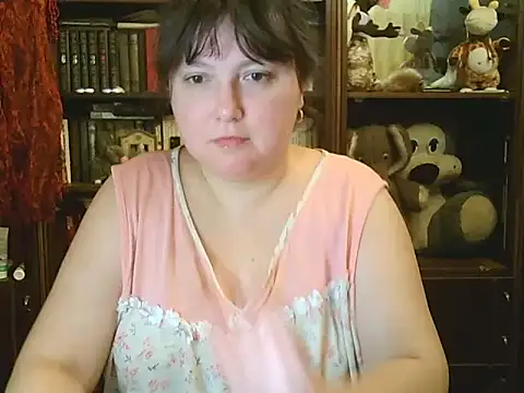 Snapshot of CarrieQPeach chatting on 11-28-25, 06:10 CarrieQPeach online show from 11-28-25, 06:10