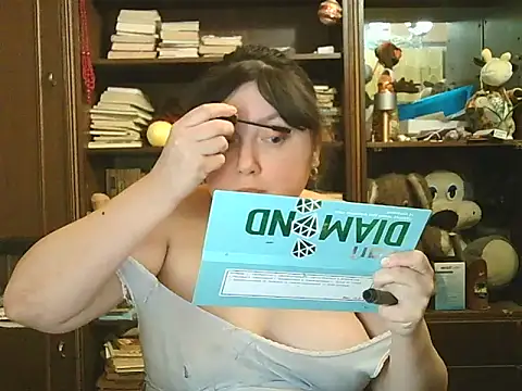 Snapshot of CarrieQPeach chatting on 03-12-26, 07:31 CarrieQPeach online show from 03-12-26, 07:31