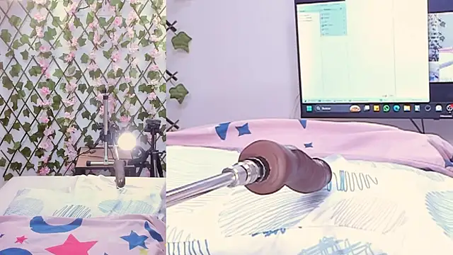 Aleska James online show from 10-07-25, 12:35