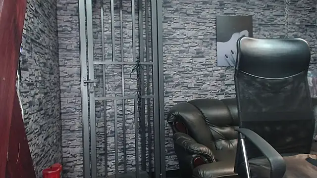 Snapshot of camilleDiaz16 chatting on 01-15-25, 10:13 camilleDiaz16 online show from 01-15-25, 10:13