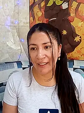 nammy  dirtyhott online show from 09-12-25, 02:39