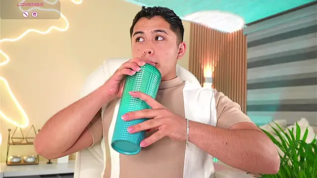 MatiasKorn online show from 11-08-25, 06:46