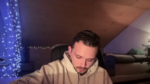 naked psy online show from 01-10-25, 01:42