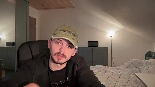 naked psy online show from 01-18-25, 09:13